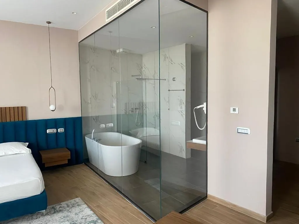 Hotel Vila Aleksander 1 Shijak